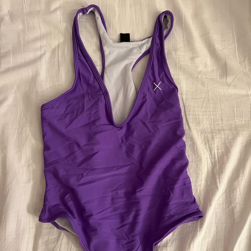 Boutine LA Violet-Cayman One-Piece